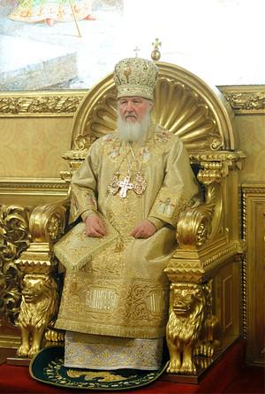 Патриарх Кирилл заявил, что в слухах о богатстве священников РПЦ 